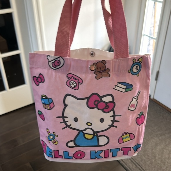 Hello Kitty Sanrio canvas tote 🩷 Pink Classic 🩷 Snack airplane milk New in bag - Picture 2 of 9